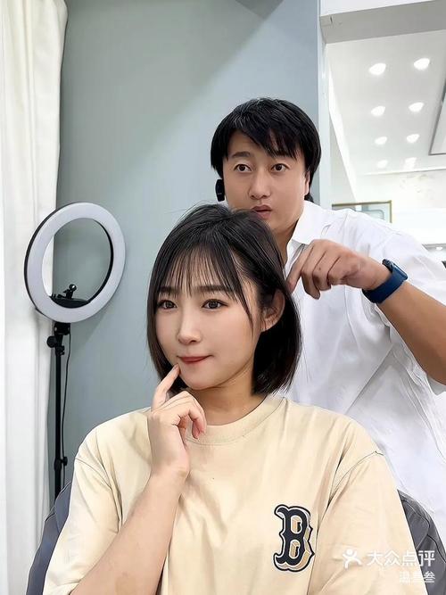 女神洗剪吹赚钱版