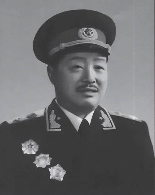 《元帅大将的最后岁月》第5章贺龙mdashmdash西山红叶好霜