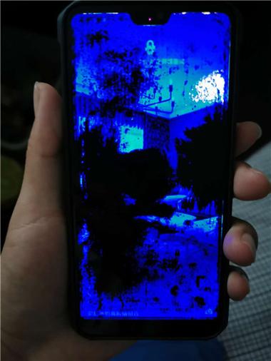 手机屏幕坏点和漏液的区别图标